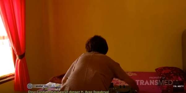 Tajir di Ibukota, Intip 10 Potret Kondisi Rumah Dinar Candy di Kampung, Beda Jauh!