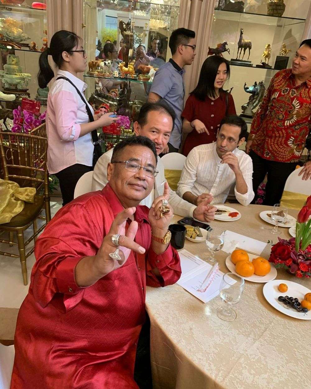 10 Potret ‘Mewahnya’ Rumah Konglomerat Prajogo Pangestu, Orang Terkaya Ke-3 di Indonesia!