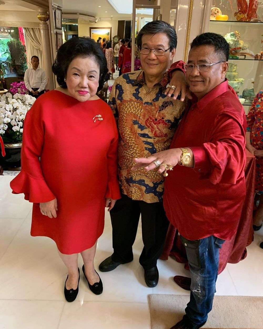 10 Potret ‘Mewahnya’ Rumah Konglomerat Prajogo Pangestu, Orang Terkaya Ke-3 di Indonesia!