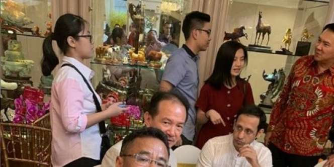 10 Potret ‘Mewahnya’ Rumah Konglomerat Prajogo Pangestu, Orang Terkaya Ke-3 di Indonesia!