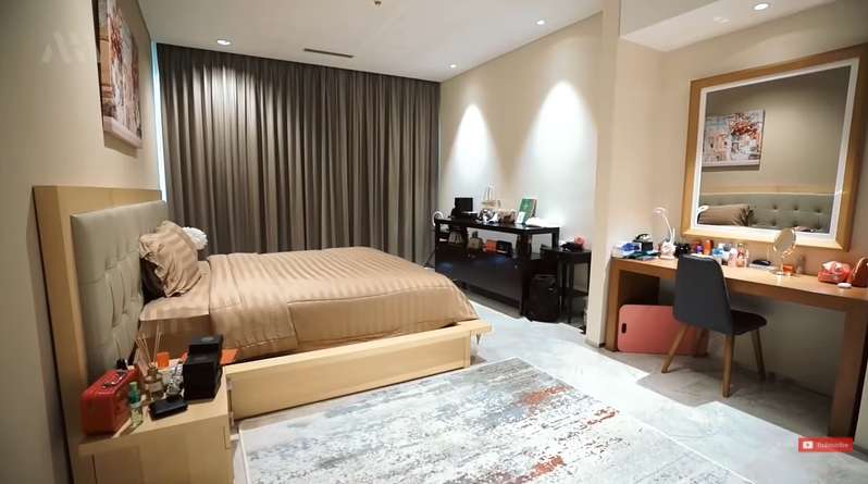 10 Potret Apartemen Mewah Ria Ricis dan Teuku Ryan, Fasilitas Kamar Tidurnya Bikin Melongo!