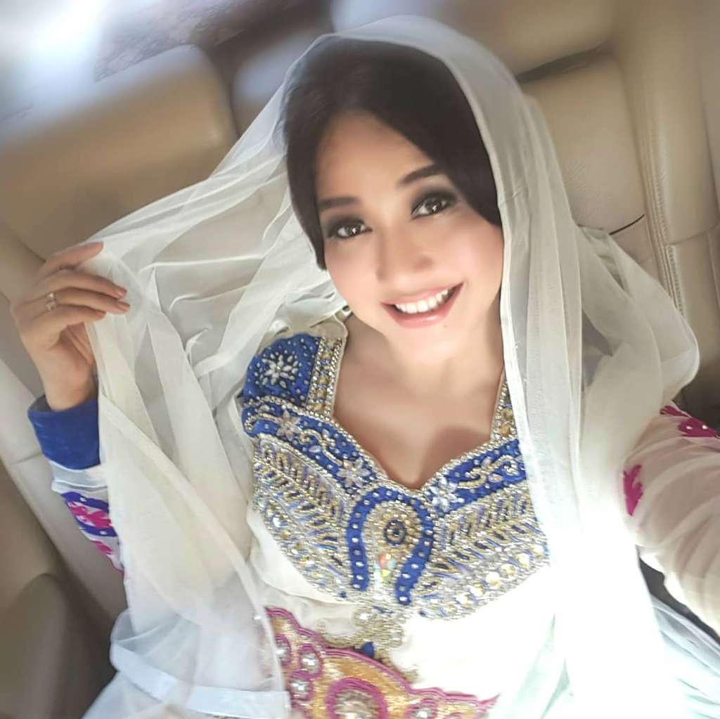 6 Artis yang Pernah Alami Mati Suri, Ada yang Melihat Jasadnya Sendiri