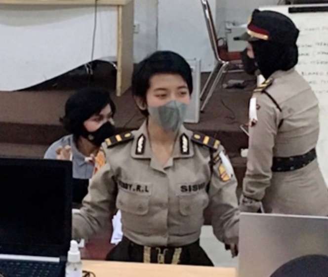 7 Potret Cewek yang Dulu Dihina Jelek, Kini Nasibnya Berubah Drastis!