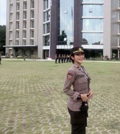 7 Potret Cewek yang Dulu Dihina Jelek, Kini Nasibnya Berubah Drastis!