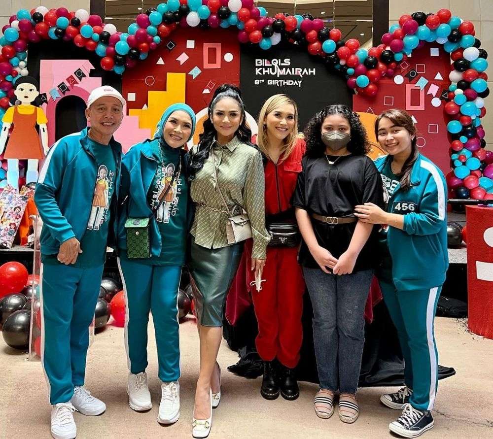 Gaya 10 Artis Hadiri Ultah Anak Ayu Ting Ting, Penampilan Krisdayanti Jadi Sorotan!