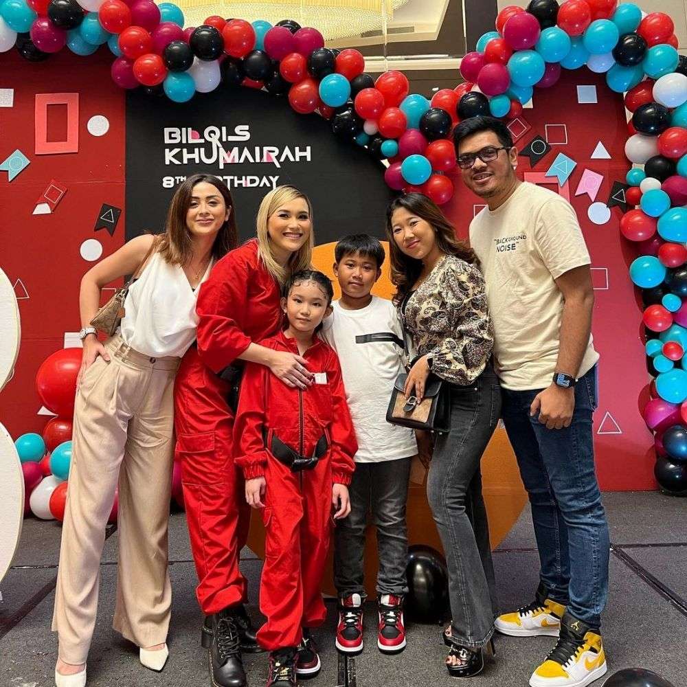 Gaya 10 Artis Hadiri Ultah Anak Ayu Ting Ting, Penampilan Krisdayanti Jadi Sorotan!