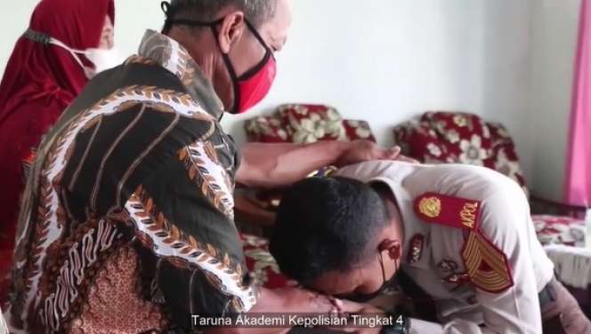 Kisah Veni Nurdianto Gapai Impian Bikin Kagum! Bapaknya Tukang Tahu Keliling, Hidup Serba Kekurangan hingga Lolos Akpol