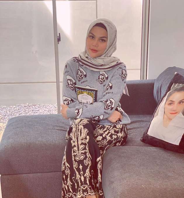 DJ Katty Butterfly Belajar Ngaji, Potret Saat Berhijab Banjir Pujian!
