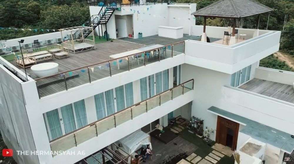 10 Potret Rumah Mewah Anang-Ashanty di Bali, Bak Istana Terbengkalai, Tembok pada Bocor!