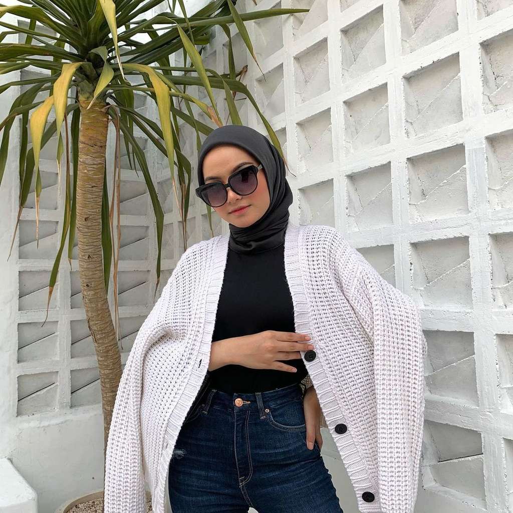 10 Potret Faradiba Fahira, Selebgram Cantik yang Disebut Kekasih Baru Keanu Angelo