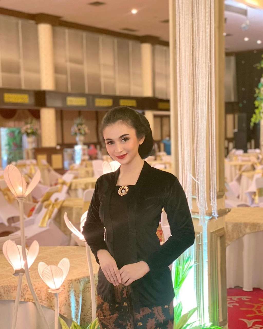 8 Potret ‘Cantiknya’ Serda Hanifah, Anggota Wanita TNI AU yang Parasnya Bak Bidadari