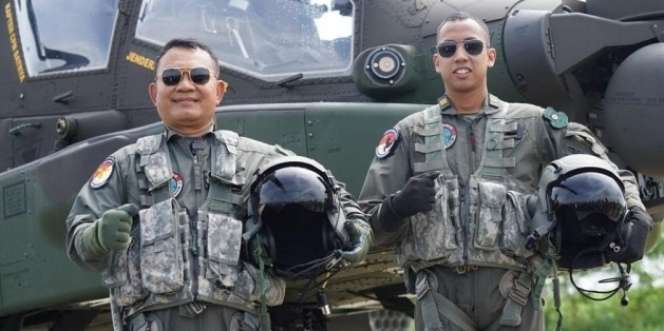Dudung Abdurachman Catat Sejarah, Jadi Kasad Pertama yang Terbangkan Helikopter Serang Apache