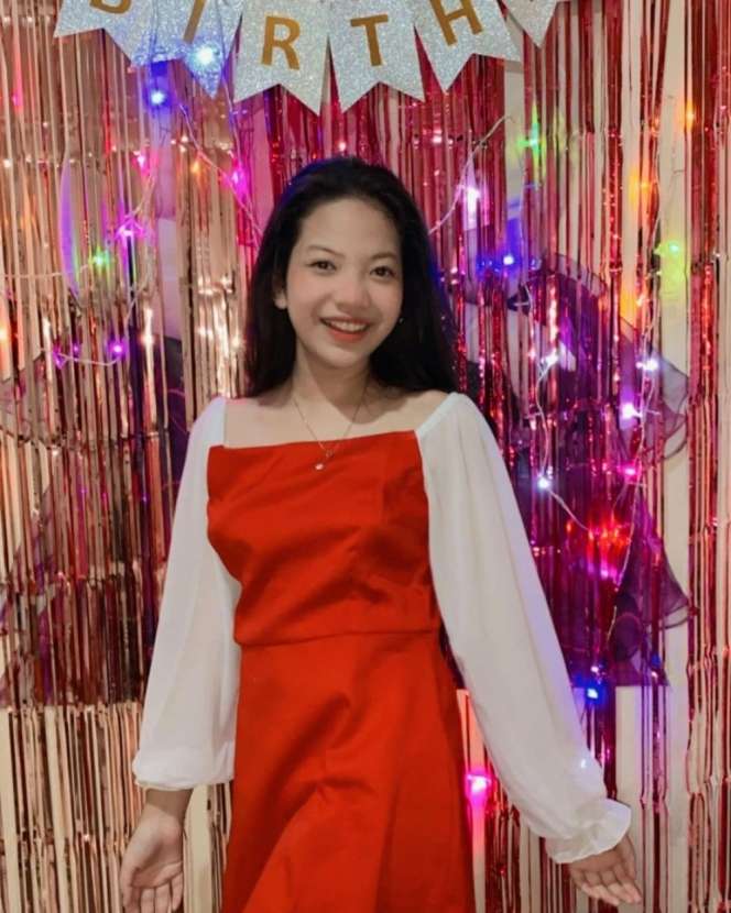 Pangling! 10 Potret Terbaru Jeniffer Pemain ‘Dunia Terbalik’, Kecilnya Polos Kini Cantik & Gaul Abis!