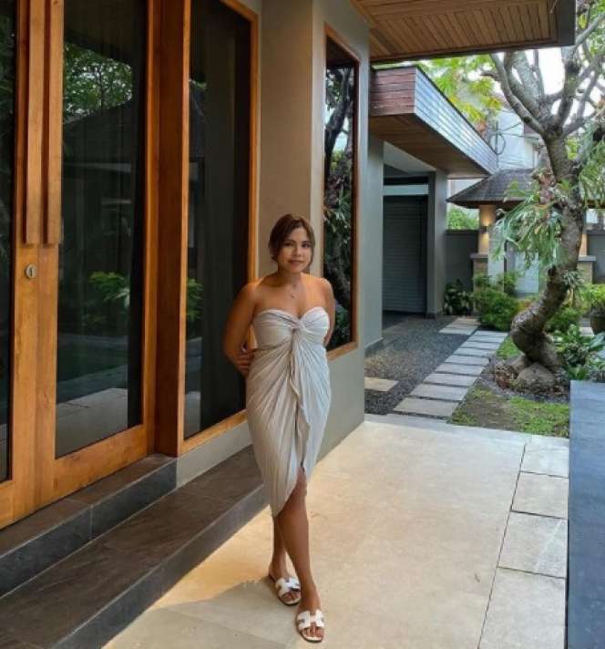 Felicia Hutapea Anak Hotman Paris yang Diterima Jadi Lawyer di Inggris, Intip 8 Potretnya!