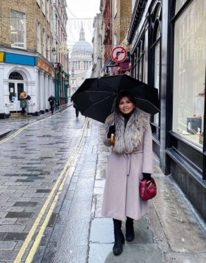 Felicia Hutapea Anak Hotman Paris yang Diterima Jadi Lawyer di Inggris, Intip 8 Potretnya!