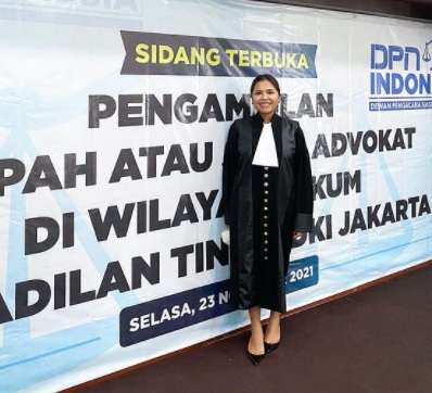 Felicia Hutapea Anak Hotman Paris yang Diterima Jadi Lawyer di Inggris, Intip 8 Potretnya!
