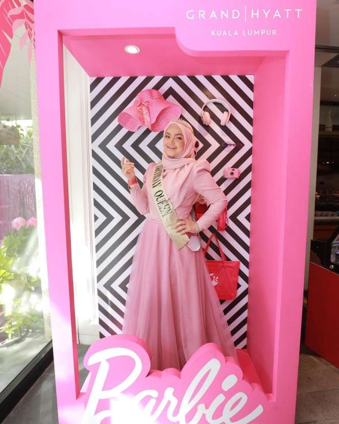 10 Potret Perayaan Ultah Siti Nurhaliza ke 43, Bak Pesta ABG-Bertema Barbie & Serba Pink!