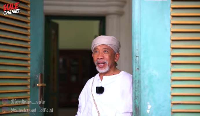 Penampakan Rumah Pelawak Qomar, Bak Gedung Megah!