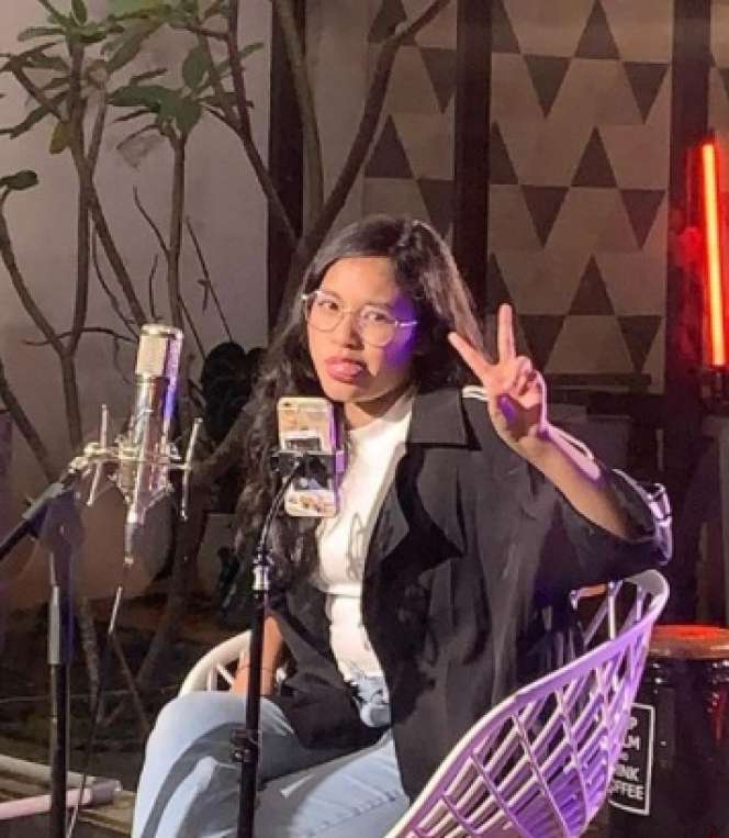 Disebut Mirip Ibu Sambungnya, Lihat 8 Potret Shakiena Azalea Putri Cantik Pasha