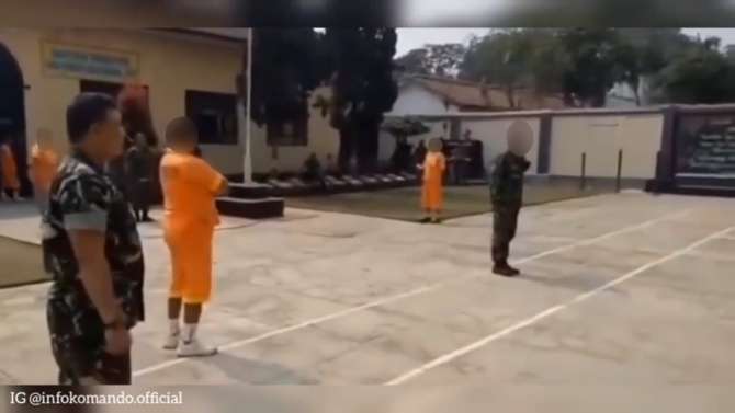 Nasib Perwira TNI yang Dijebloskan ke Rutan Militer, Ini 8 Potretnya Saat 'Diospek' Tahanan Lain