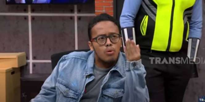 Jarang Tampil di Layar Kaca, 5 Potret Terbaru Kipli 'Kiamat Sudah Dekat' Manglingi Banget!