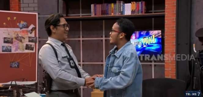 Jarang Tampil di Layar Kaca, 5 Potret Terbaru Kipli 'Kiamat Sudah Dekat' Manglingi Banget!