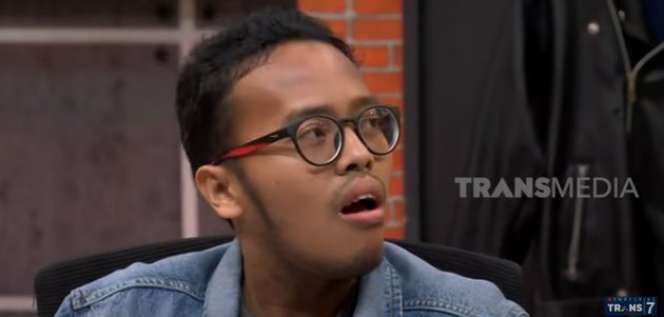 Jarang Tampil di Layar Kaca, 5 Potret Terbaru Kipli 'Kiamat Sudah Dekat' Manglingi Banget!