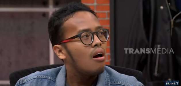 Jarang Tampil di Layar Kaca, 5 Potret Terbaru Kipli 'Kiamat Sudah Dekat' Manglingi Banget!