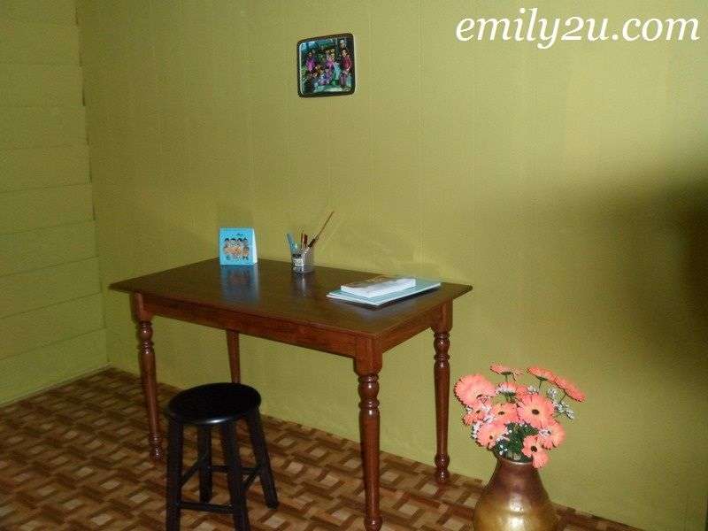 10 Penampakan Rumah Upin & Ipin di Dunia Nyata, Luarnya Sederhana Dalamnya Bikin Melongo!