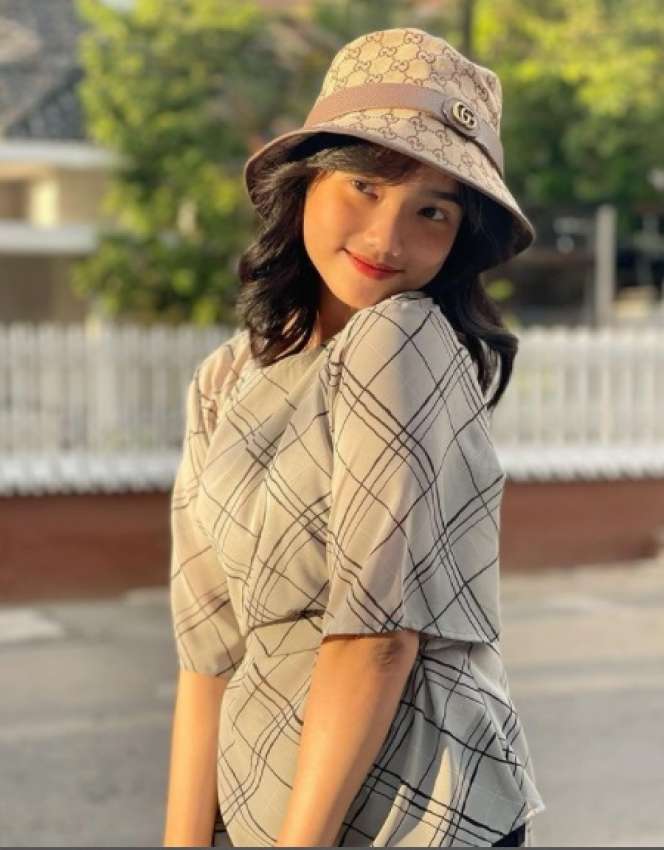 Tak Disangka, 7 Seleb Cantik ini Dulunya Pernah Dibully Teman Semasa Sekolah