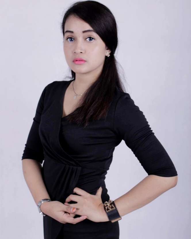 Ingat Rahandini, Mantan Istri Daus Mini yang Paling Cantik? Dulu Minta Cerai Lewat WhatsApp, Kini Berani Tampil Seksi