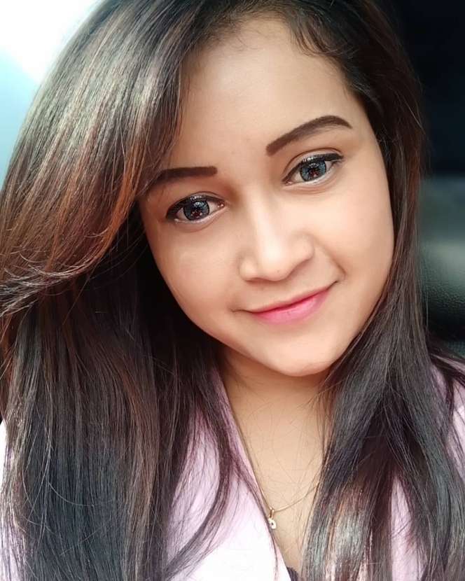 Ingat Rahandini, Mantan Istri Daus Mini yang Paling Cantik? Dulu Minta Cerai Lewat WhatsApp, Kini Berani Tampil Seksi