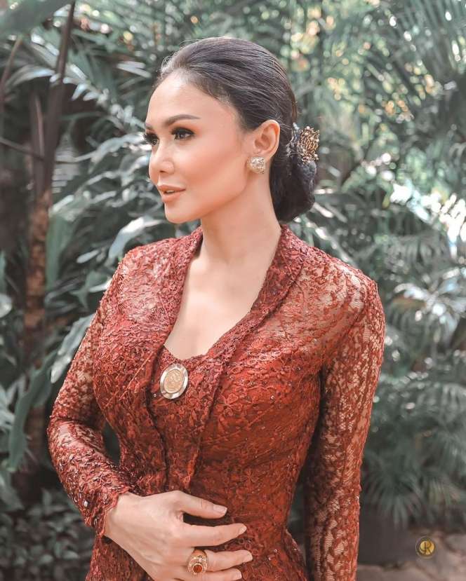 Potret Sederet Artis Cantik Awet Muda di Usia Hampir Setengah Abad 
