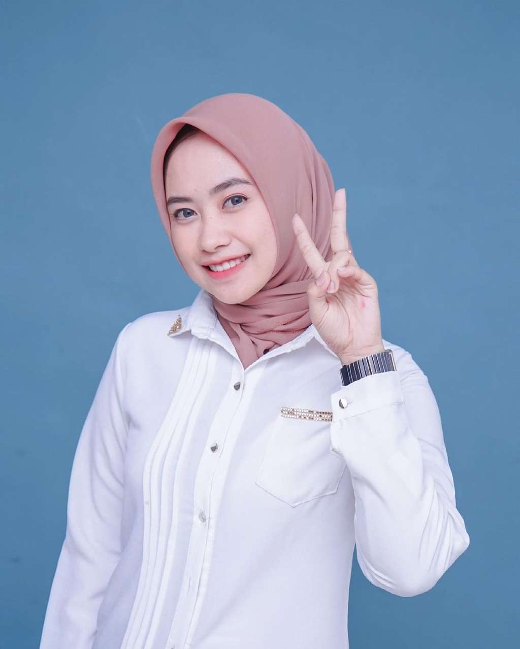 9 Potret Satpol PP Viral yang Cantiknya Kebangetan, Para Pria Auto Pengen Digerebek!