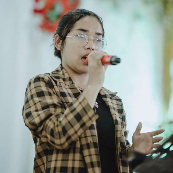 Potret Terbaru Chetryn Kakak Betrand Peto, Bak Idol Korea!