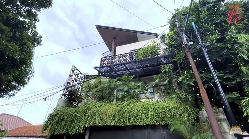 10 Potret Mewahnya Rumah Vidi Aldiano yang Tak Pernah Terekspos, Kamar Mandinya Super Canggih!