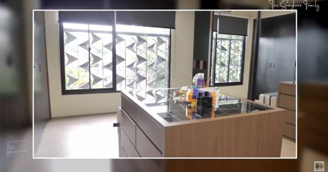 10 Potret Mewahnya Rumah Vidi Aldiano yang Tak Pernah Terekspos, Kamar Mandinya Super Canggih!