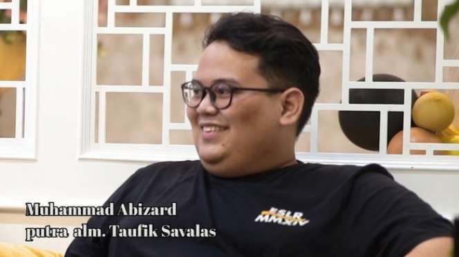 10 Potret Nasib Anak-Anak Mendiang Taufik Savalas yang Tak Tersorot, 15 Tahun Ditinggal Sang Ayah!
