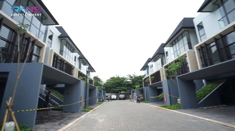 10 Potret Rumah Baru Merry Hadiah dari Raffi Ahmad, Super Mewah Seharga Rp 5 Miliar!