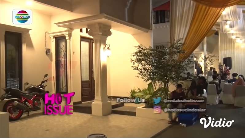 10 Potret Rumah Mewah Pedangdut Putri DA, Jebolan Ajang Bakat yang Tuai Sukses