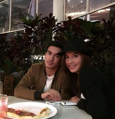 Artis Cantik Usia 22 Tahun ini Meninggal Saat Syuting, Begini Nasib Anaknya Sekarang, Lihat 7 Potretnya!