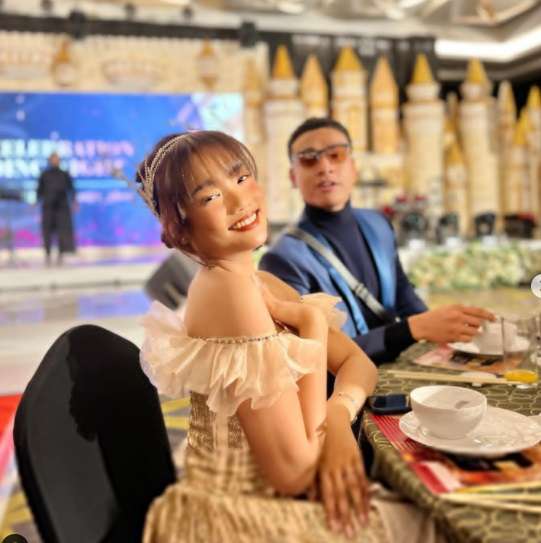 7 Potret Fuji Hadiri Gathering Acara Kosmetik, Paras Cantiknya Bikin Takjub!