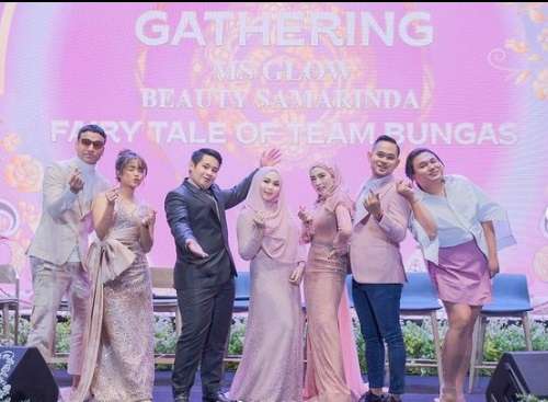 7 Potret Fuji Hadiri Gathering Acara Kosmetik, Paras Cantiknya Bikin Takjub!