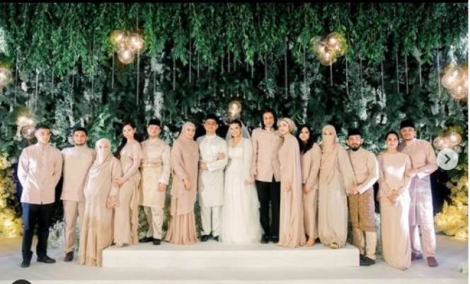 7 Potret Athisha Khan Adik Ipar Engku Emran Menikah, Gaun Pengantin Jadi Sorotan!