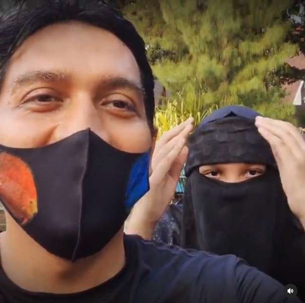 Sudah Remaja, 5 Potret Nokia Alike Anak Semata Wayang Lucky Hakim yang Tampil Bercadar