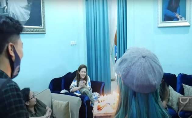 Potret Rumah Mewah Kristina, Dulu Pernah Tinggal Di Gang Sempit!