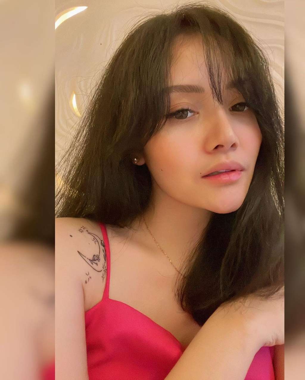 Ingat Mawar AFI? Dulu Polos Kini Jadi Sosialita yang Hot Abis, Lihat 9 Potretnya!
