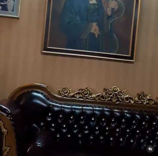 10 Potret Rumah ‘Ratu Antagonis’ Leily Sagita yang Jarang Terekspose, Lihat Kondisinya!