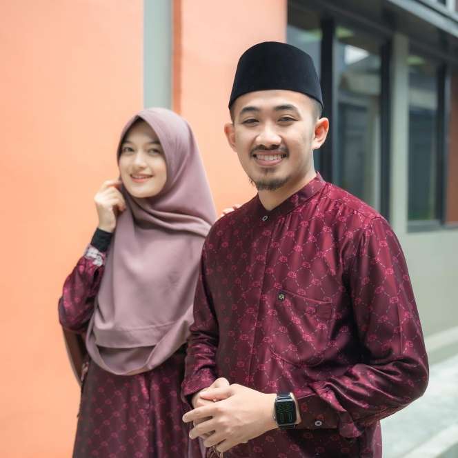 7 Potret Baby Bump Jihan Salsabila Istri Ustaz Syam, Aura Keibuannya Curi Perhatian!