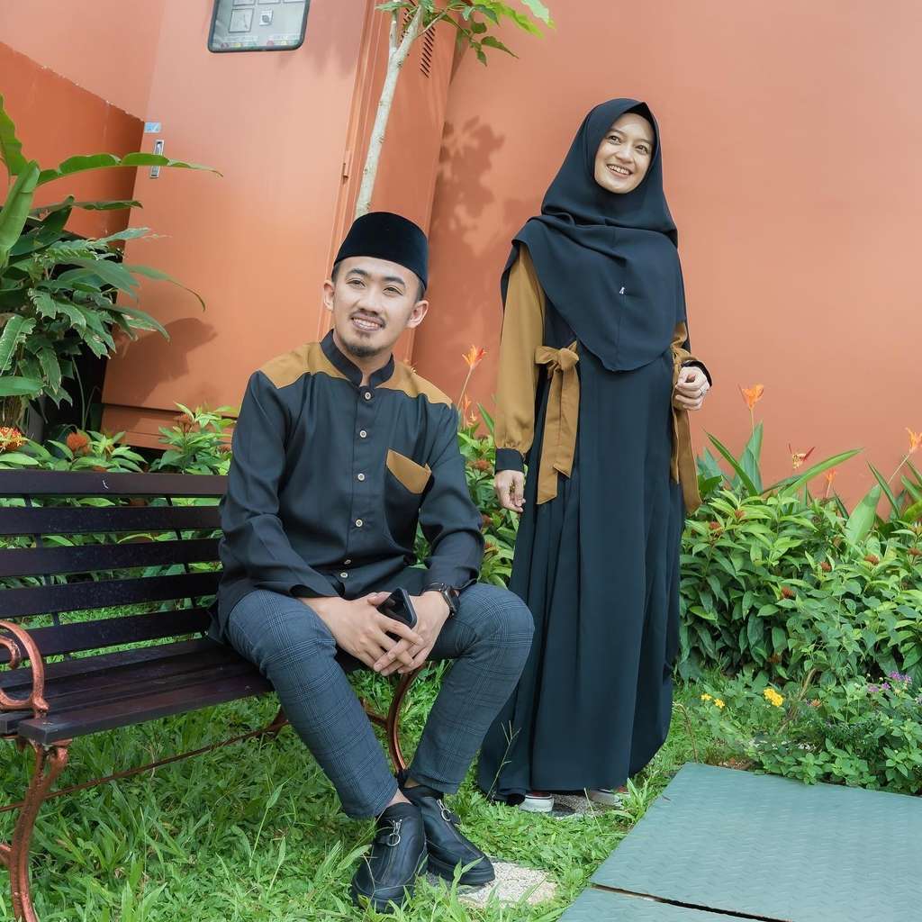7 Potret Baby Bump Jihan Salsabila Istri Ustaz Syam, Aura Keibuannya Curi Perhatian!